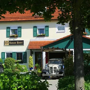 Runas Hotell